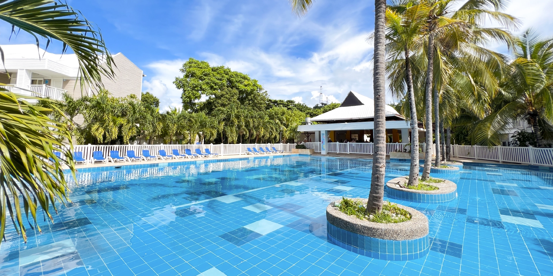 On Vacation Colombia - Destino Nacional San Andr&eacute;s Hotel Cove - Piscina