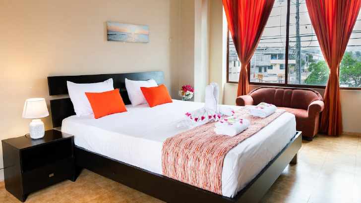 La habitaci&oacute;n cuenta con: aire acondicionado, ba&ntilde;o privado y televisi&oacute;n satelital.
Doble