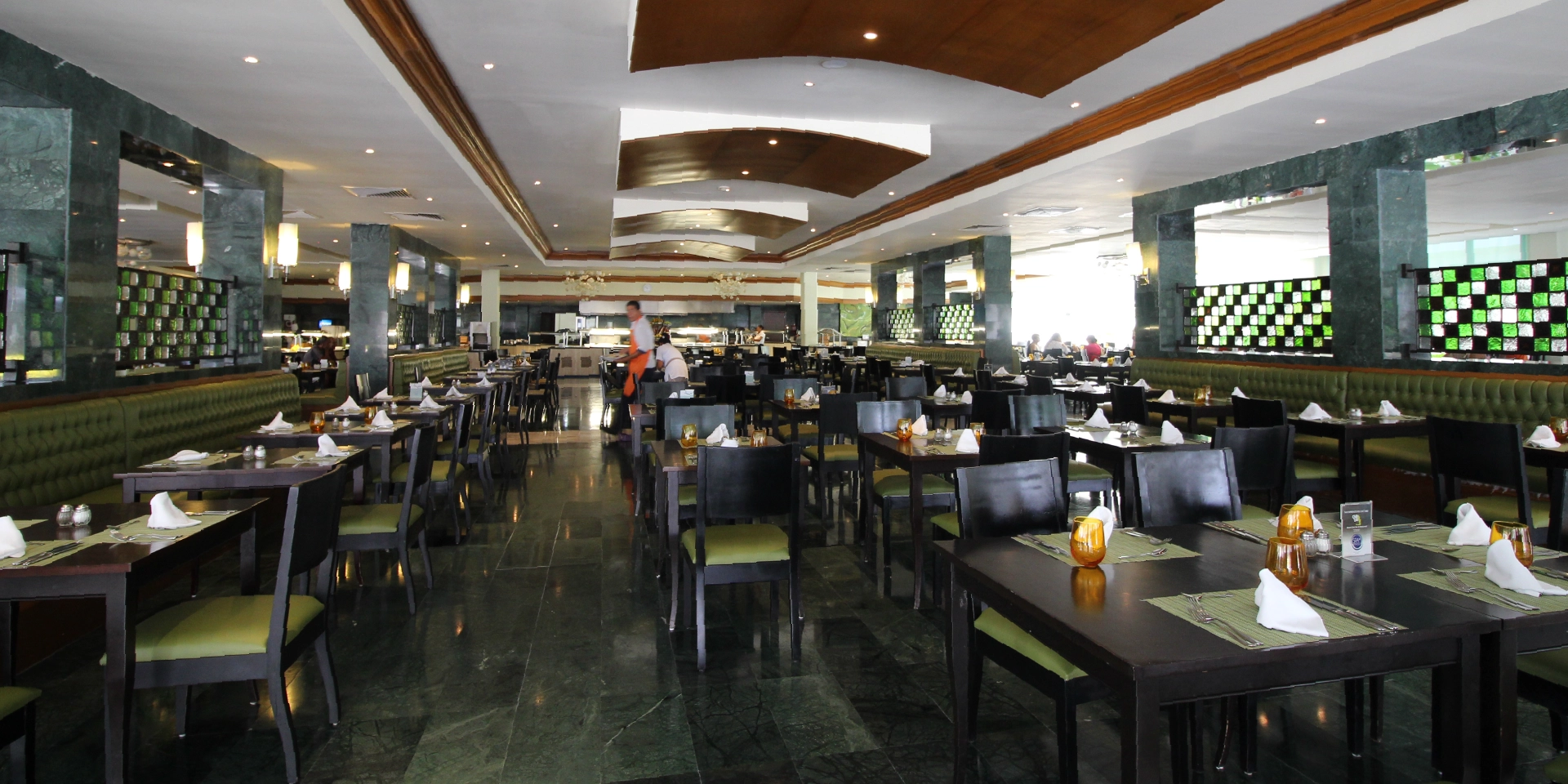 on-vacation-colombia-destination-cancun-hotels-princess-restaurant-03