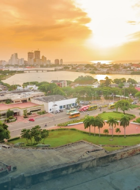 Explora el para&iacute;so caribe&ntilde;o con este tour y en&aacute;morate de esta ciudad y su historia.
CITY TOUR