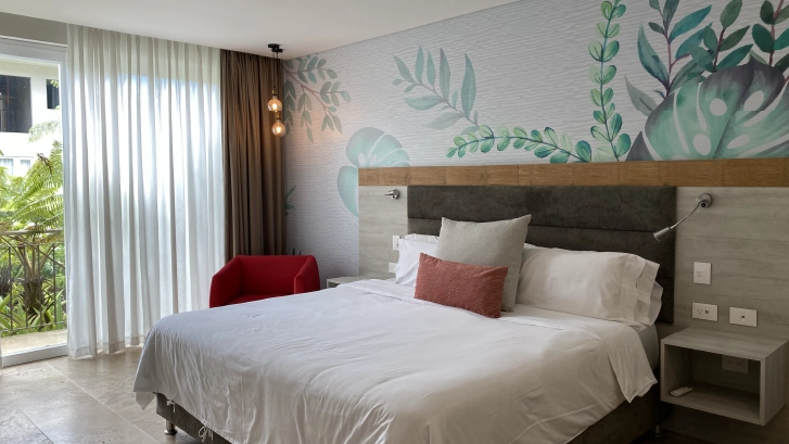 Habitaci&oacute;n en edificio tipo hotel de ciudad.
Luxury