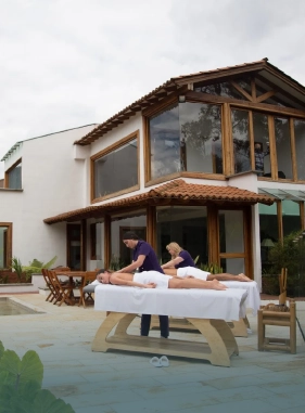 Un  espacio de descanso, esparcimiento y relajaci&oacute;n, mediante diferentes terapias no invasivas dirigidas hacia la salud y el bienestar integral.
EcoSpa