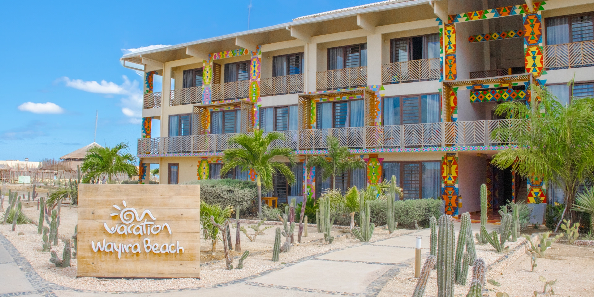 on-vacation-colombia-national-destination-guajira-hotel-wayira-hotel-entry