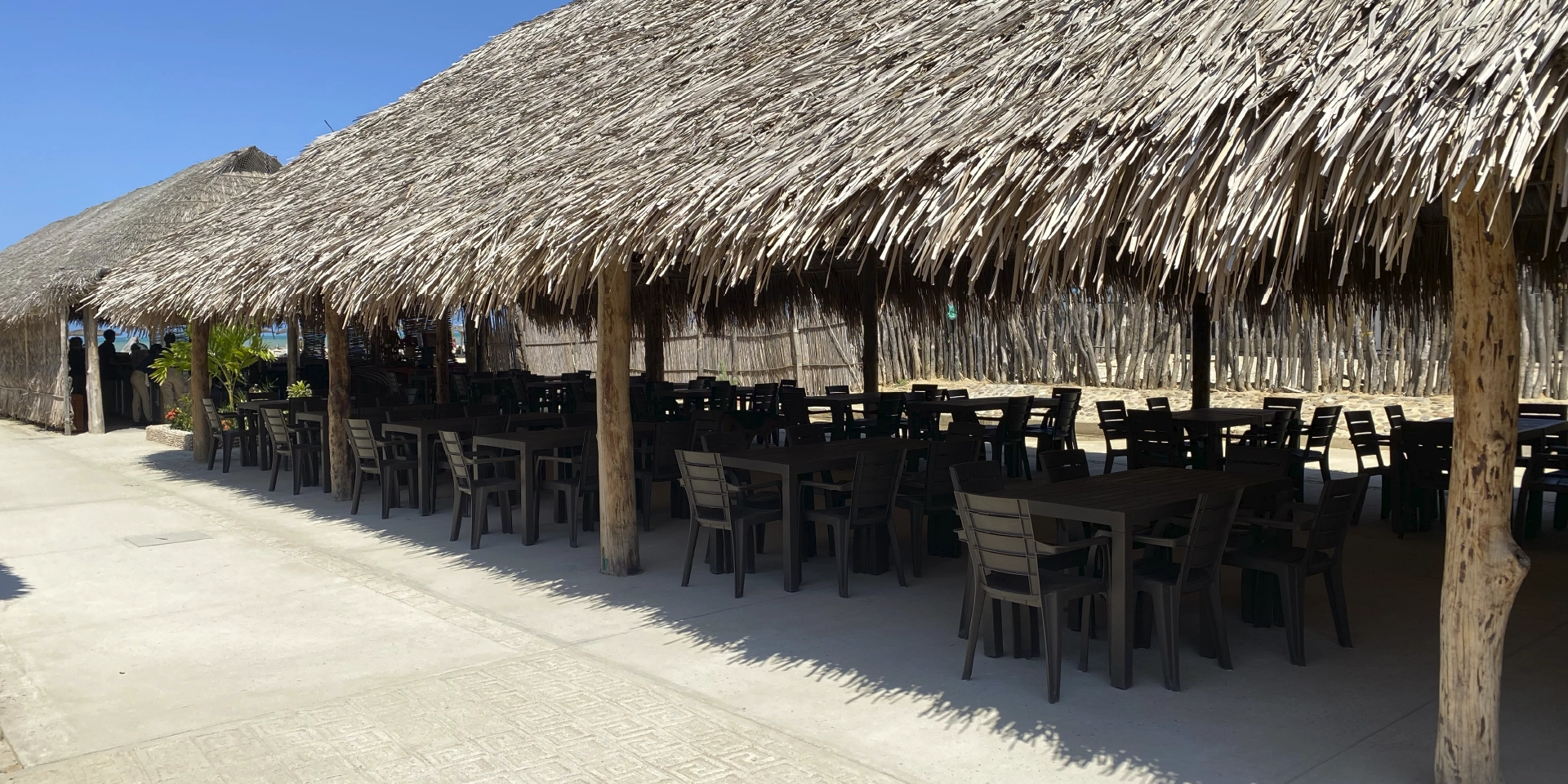 on-vacation-colombia-destination-national-guajira-hotel-wayira-palaa