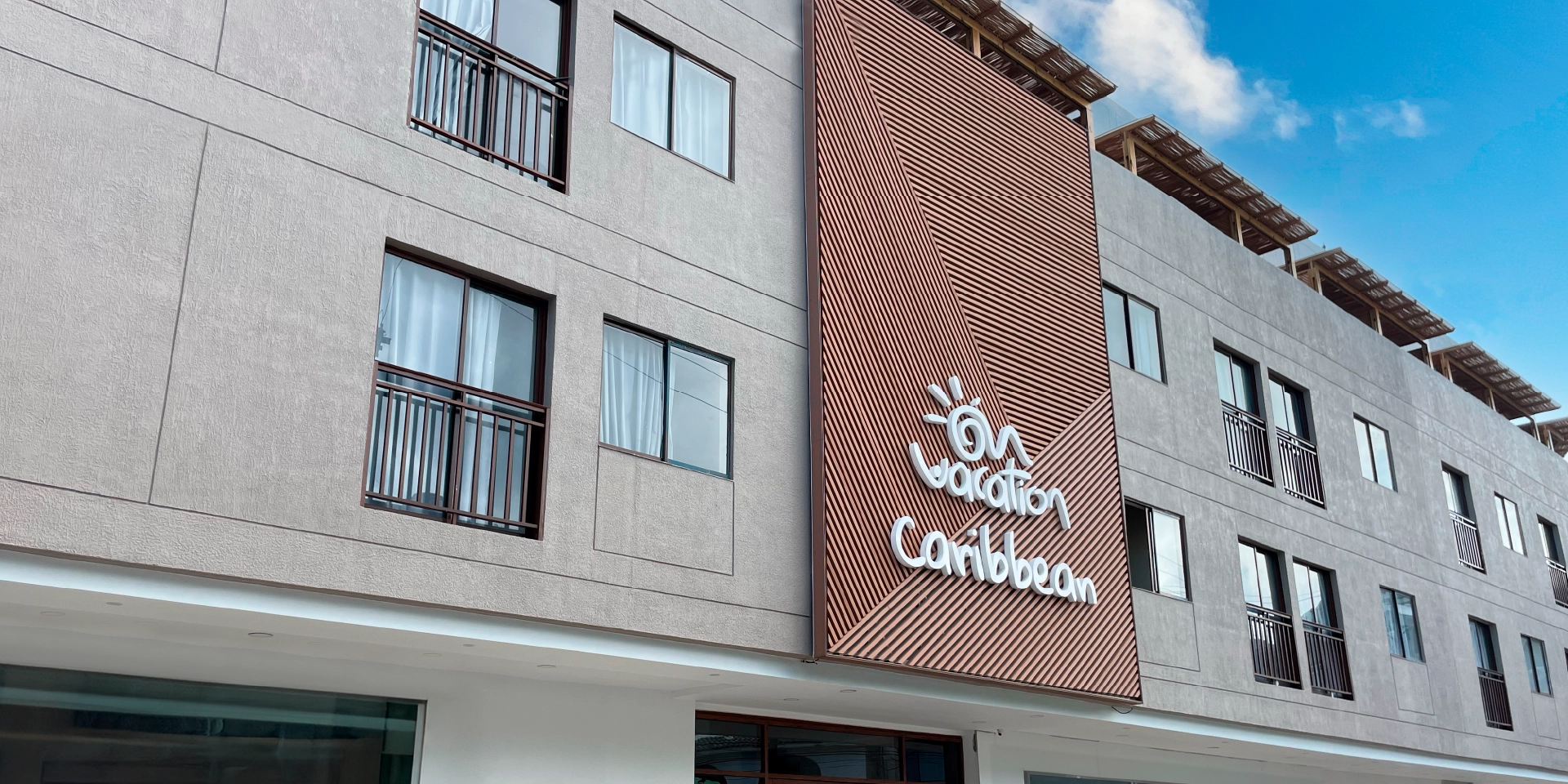 On Vacation Colombia national destination San Andres - Hotel Caribbean -Facade