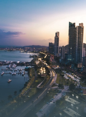 Con&eacute;ctate con la naturaleza en Cinta Costera, un espacio verde imperdible de Ciudad de Panam&aacute;.
Costo adicional
CAMPO ALEGRE