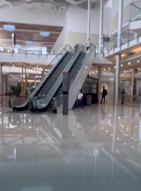 El mall m&aacute;s exclusivo de Panam&aacute;, uno de los centros comerciales m&aacute;s modernos y atractivos de la regi&oacute;n.
Costo adicional
CENTRO COMERCIAL MULTIPLAZA PACIFIC