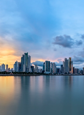 Es un espacio recreativo p&uacute;blico de m&aacute;s de siete kil&oacute;metros de longitud, ubicado a lo largo de la bah&iacute;a de Panam&aacute;
Costo adicional
CINTA COSTERA