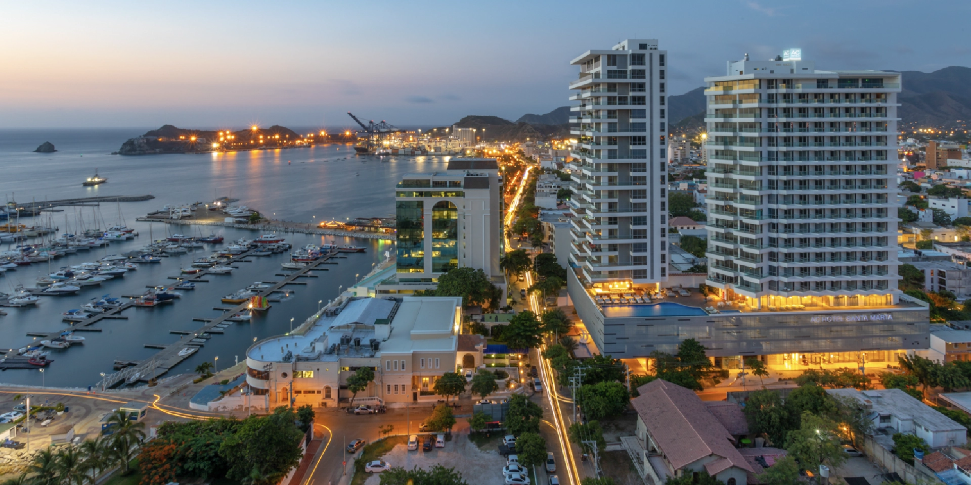 on-vacation-colombia-destination-santa-marta-hotel-acmarriott-hotel-panoramica-bahia