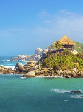 Este es es uno de los Parques Naturales mas importantes de Colombia y es sin lugar a dudas un lugar para la Contemplaci&oacute;n y Descanso.
PARQUE TAYRONA