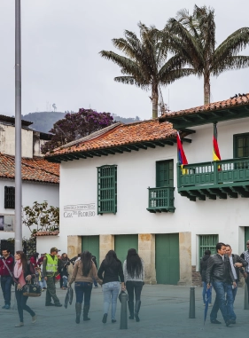 Considered the smallest and oldest town in Bogota, it is a treasure trove of history, culture and architecture. It is a must-see destination for those seeking to delve into the past and present of the city.                La Candelaria:
