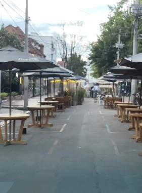 One of the most visited areas of Bogota, here you can: enjoy its food, have a coffee, visit a bookstore or taste the artisan bakery.                Zone G: