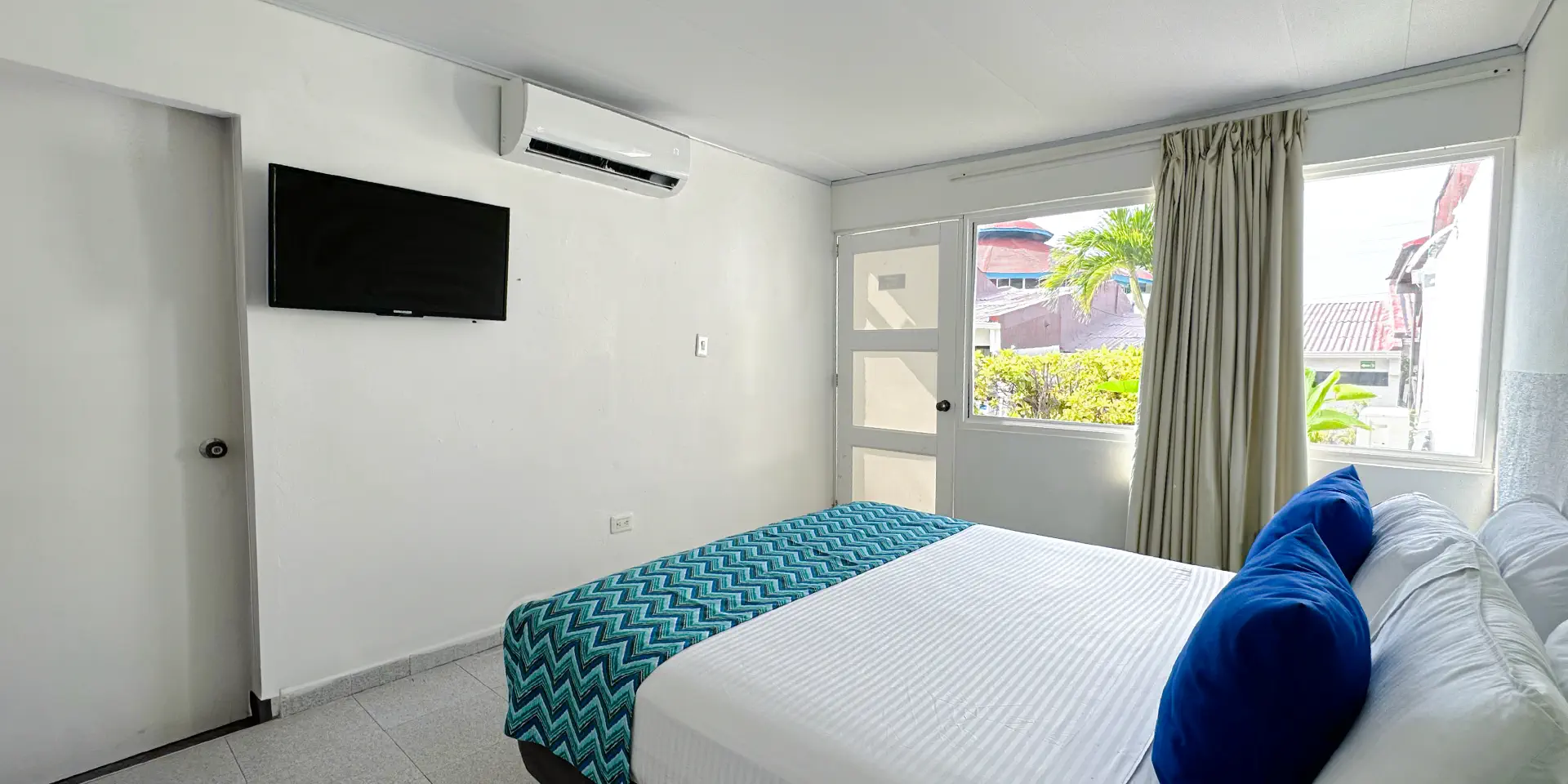 habitacion con 1 cama sencilla