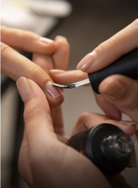 Servicios de peluquer&iacute;a, u&ntilde;as y est&eacute;tica para tu mejor versi&oacute;n.
Sal&oacute;n de Belleza