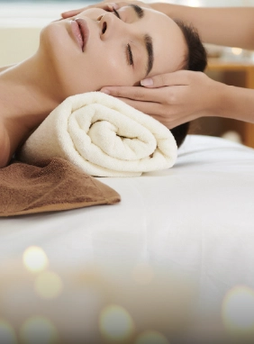 Relajaci&oacute;n total con masajes, faciales y terapias personalizadas.
Spa & tratamientos