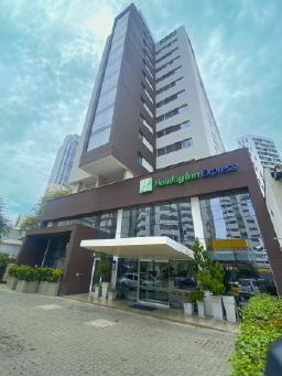 on-vacation-colombia-destino-cartagena-hotel-holiday-inn