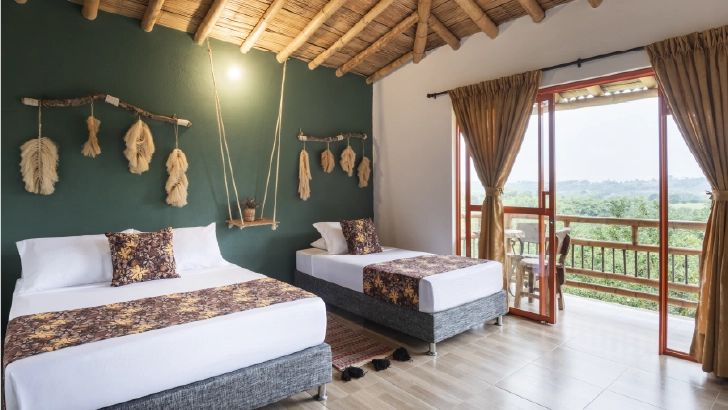 TV satelital, ba&ntilde;o, internet, ventilador, toallas, armario, refrigerador, cafetera, escritorio.