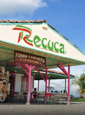 Recuca te invita a vivir la experiencia cafetera m&aacute;s aut&eacute;ntica del Eje Cafetero entre cafetales y tradici&oacute;n campesina.
Parque Recuca