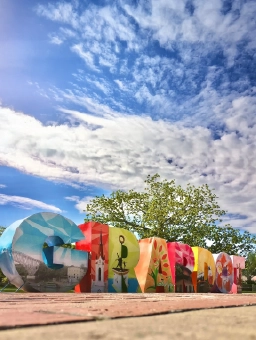 on-vacation-colombia-destino-girardot